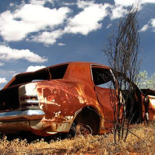 6 of the Spookiest Roads in Australia