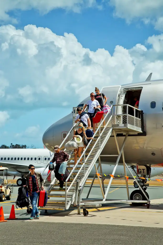 Flight Whitsunday Coast Airport